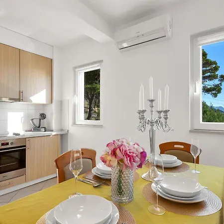 Santric - The Hill Appartement