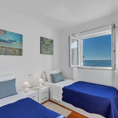 Santric - The Hill Apartman Makarska